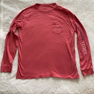 Vineyard vines light red medium long sleeve pocket shirt